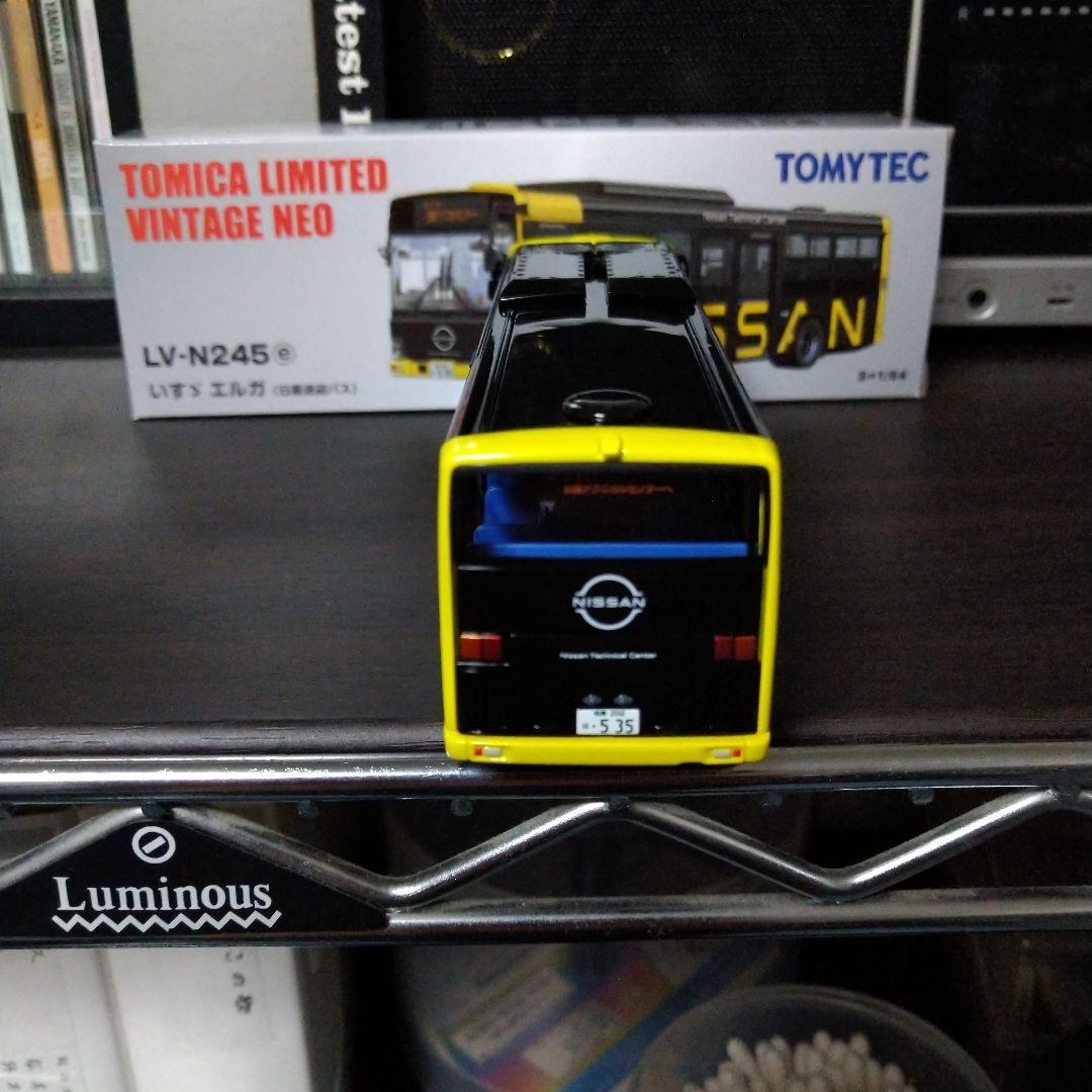 トミカ LV-N245e いすゞエルガ日産送迎バスイエローブラックサイドミラー付
