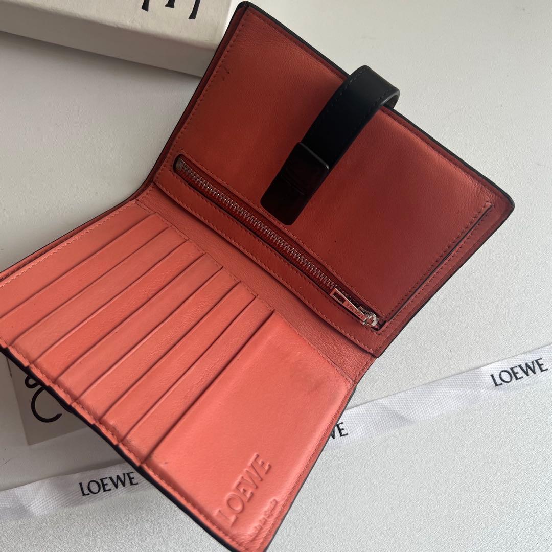 475 極上美品 LOEWE ロエベ 2つ折り財布