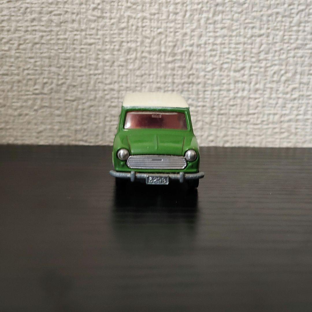 TOMICA　トミカ　ミニクーパー　緑/白色　輸出カラー　箱付き