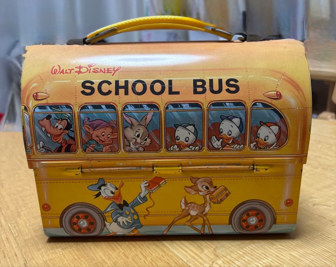 ディズニー スクールバス型ランチボックス