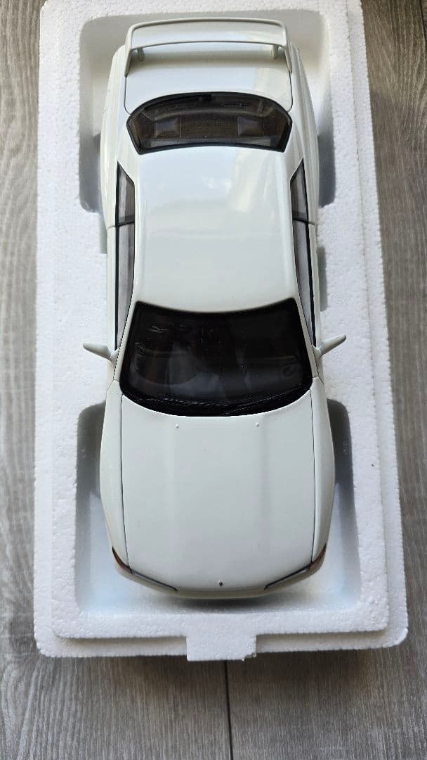 最終値下！AUTOart GT-R BNR32 V-SPEC II 白1/18