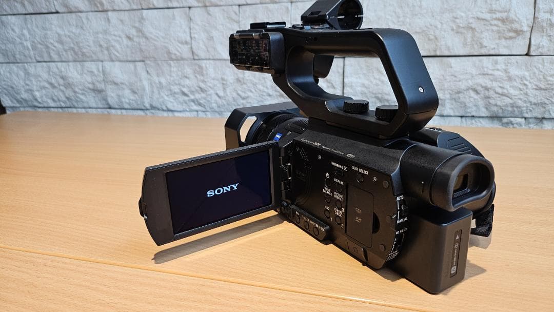 【サト】バッグ付き・美品／SONY 4K ビデオカメラ