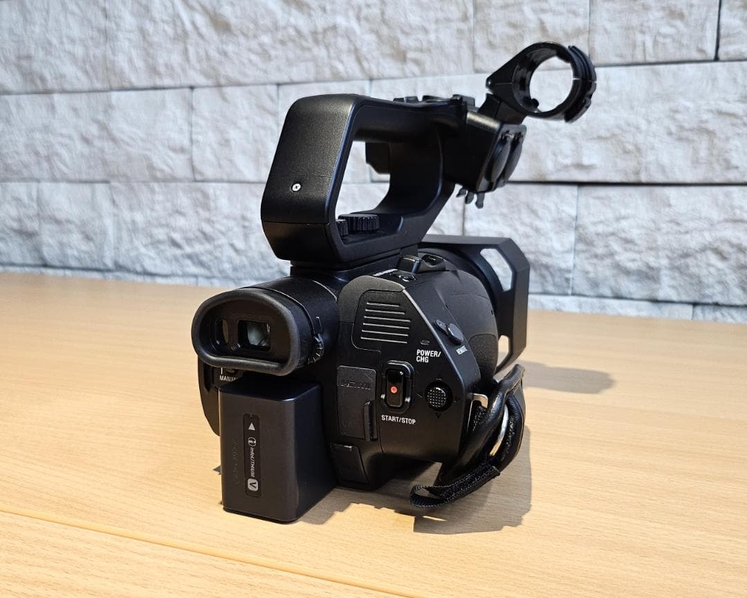 【サト】バッグ付き・美品／SONY 4K ビデオカメラ