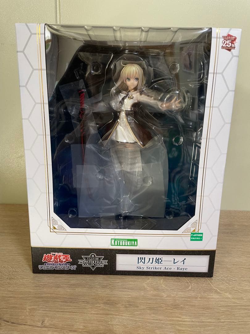 コトブキヤ　閃刀姫レイ　閃刀姫ロゼ