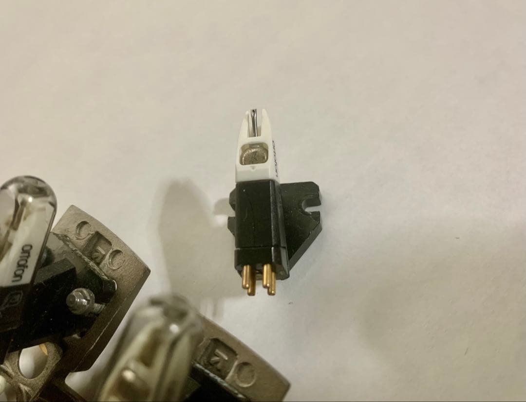 Ortofon OM Q-Bert + ヘッドシェル+ 替え針３ヶ