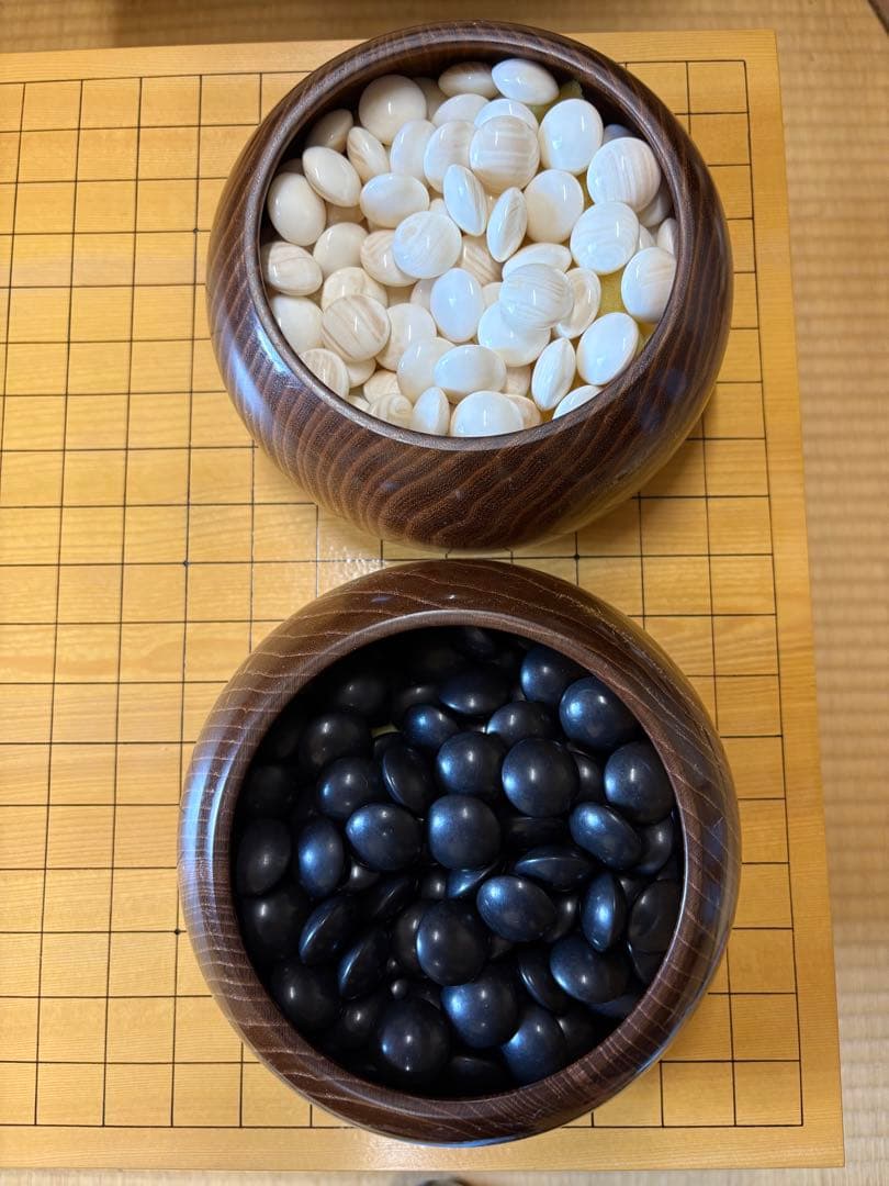 貴重　囲碁セット囲碁盤 日向特製本蛤白雪印41号　本那智41号白黒碁石 木製収納