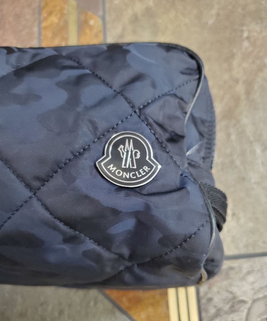 MONCLER モンクレール ナイロン トラベルポーチ ブラック