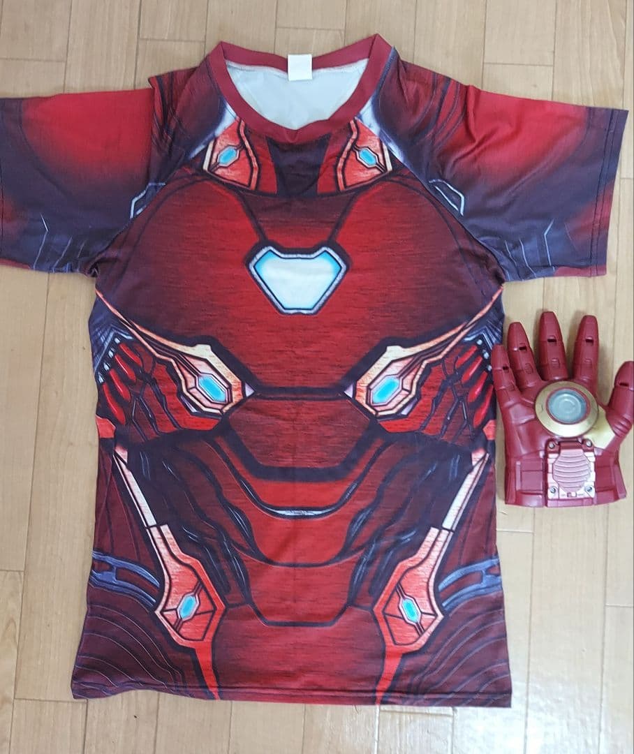 アイアンマンマスク　ハズブロ社　ヘルメット　グローブ　Tシャツ　3点セット