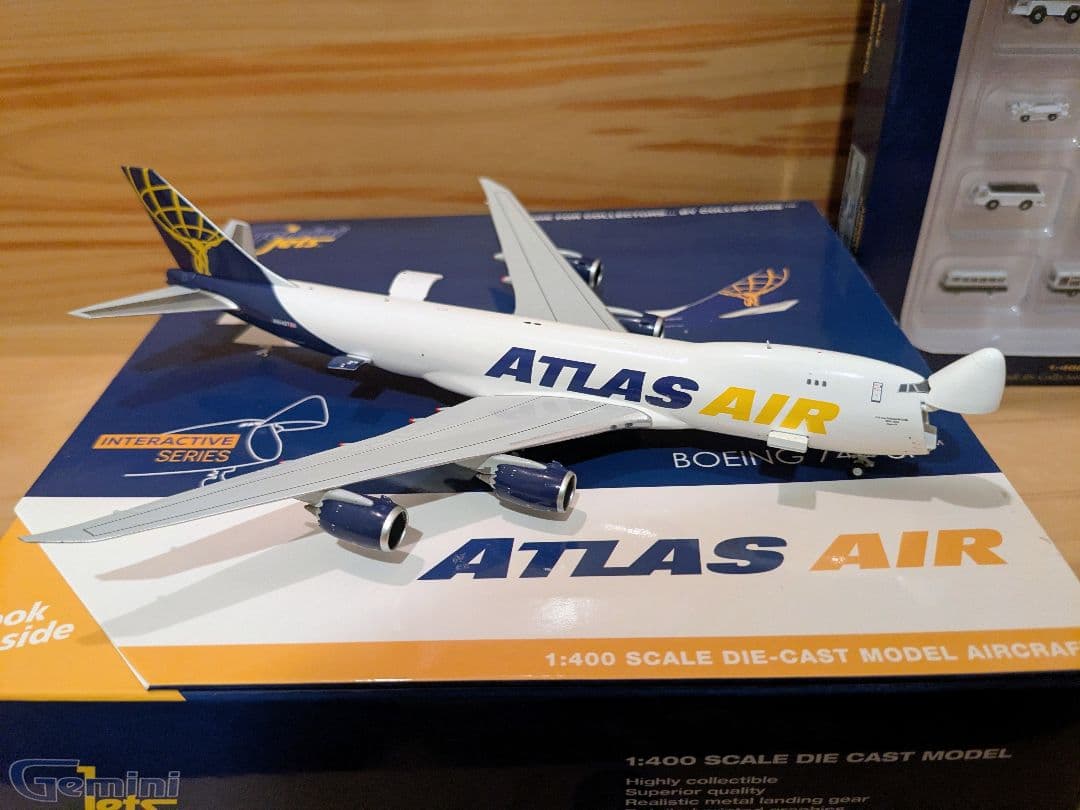 ジェミニ アトラス 747-8F 1/400 GSE 　747 JAL ANA