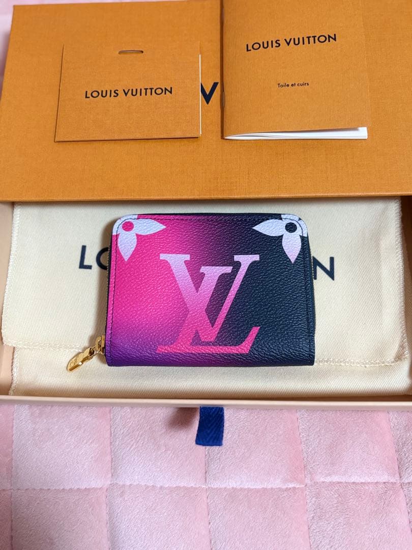 よし様最終ルイヴィトン スプリングインザシティミッドナイトフューシャパース