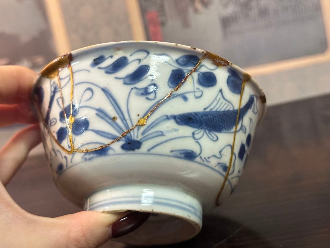 中国明時代茶碗 成化年製 魚藻紋 染付茶碗 中國古美術 高 6.5cm