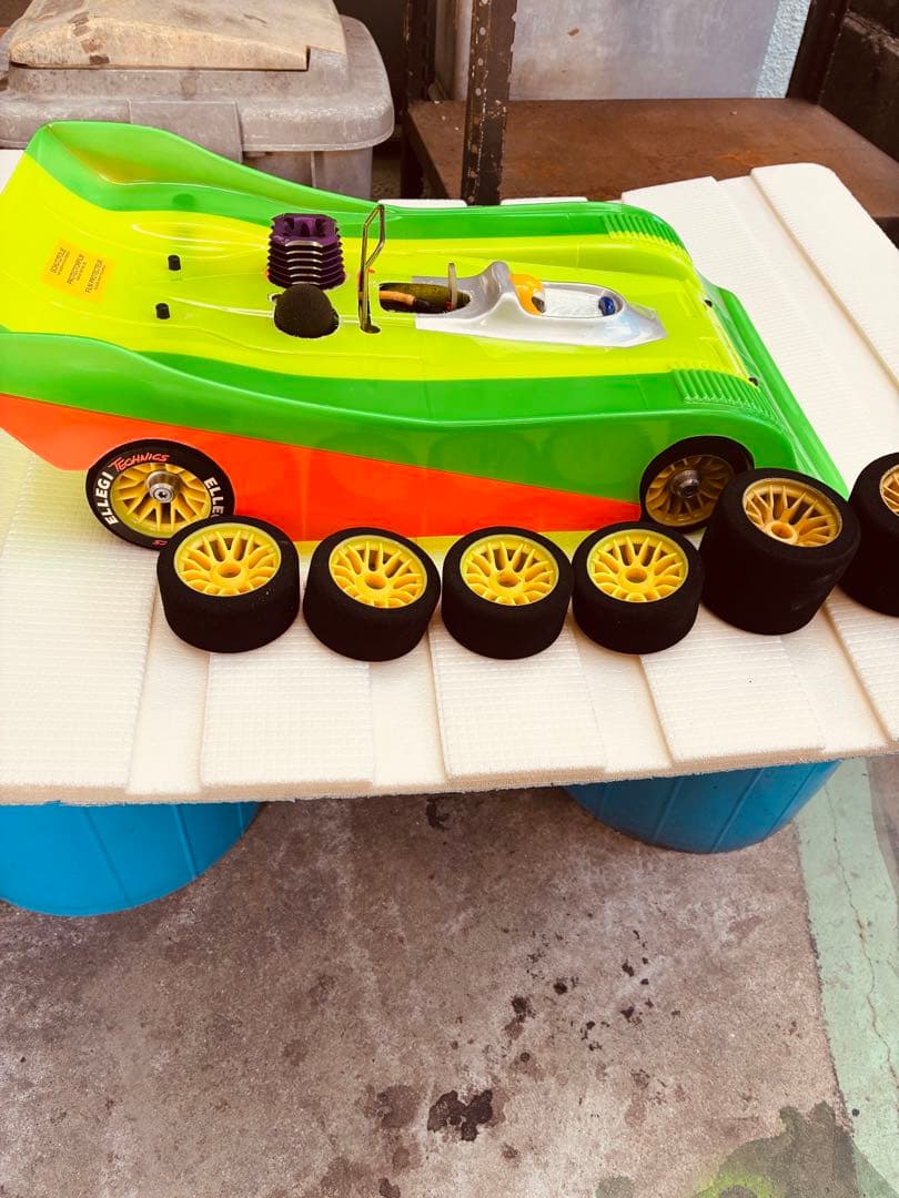 セントラルサーバントベクター1/8