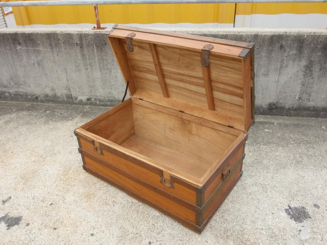 【中古】K▼木箱 宝箱 船舶 トランクケース 古道具 収納 (38707)
