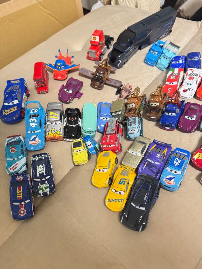 カーズ　マテル　トミカ　まとめセット　80台越え 被りなし