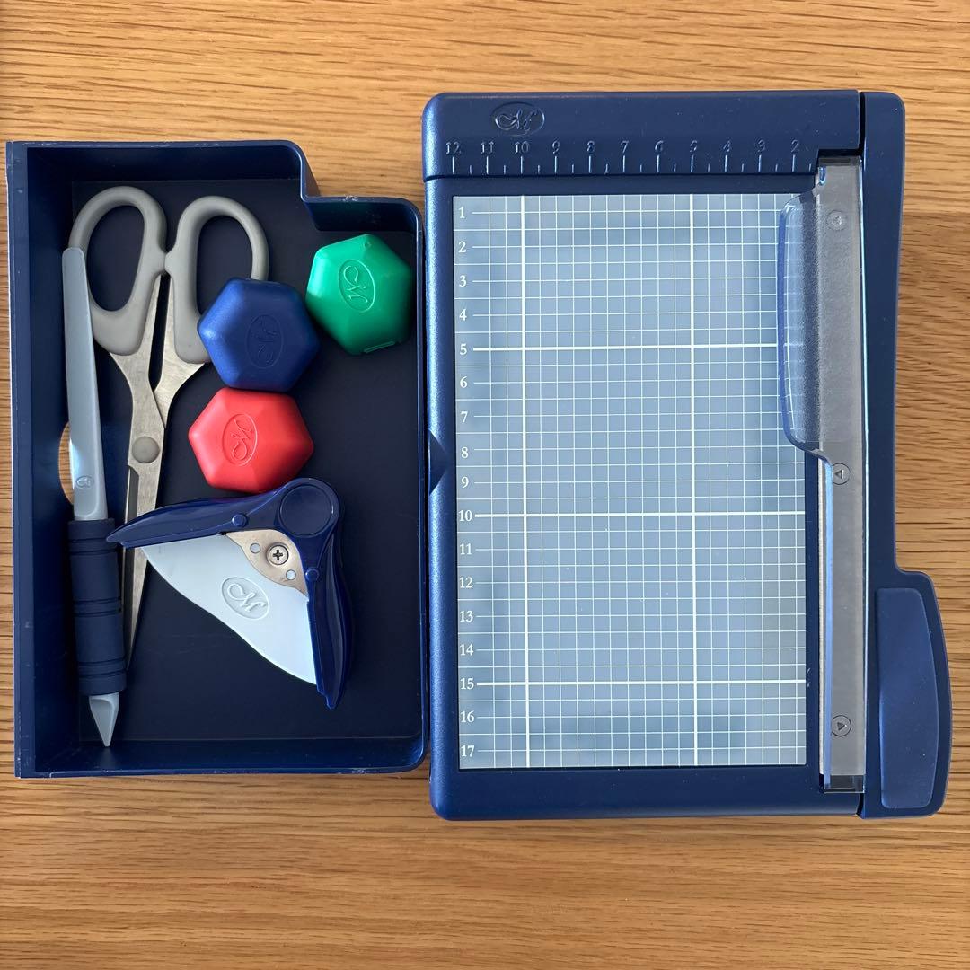 クリエイティブメモリーズのスクラップブッキングセット