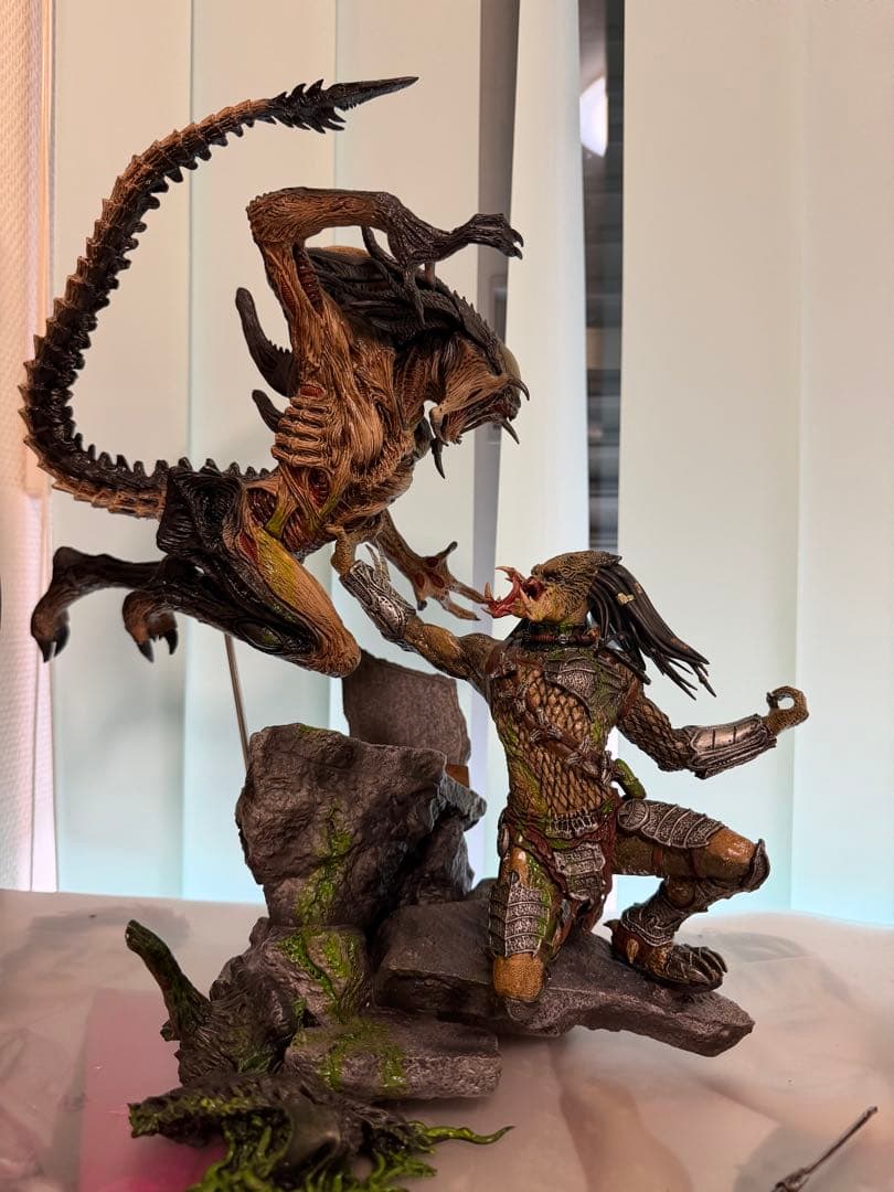 ❗️美品　毎日値下げ❗️ホットトイズ　プレデリアン　ウルフ　プレデター