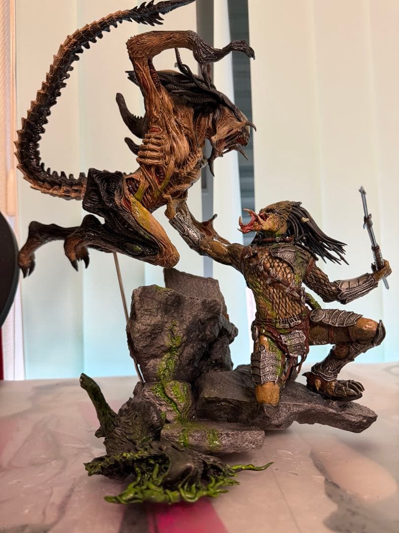 ❗️美品　毎日値下げ❗️ホットトイズ　プレデリアン　ウルフ　プレデター