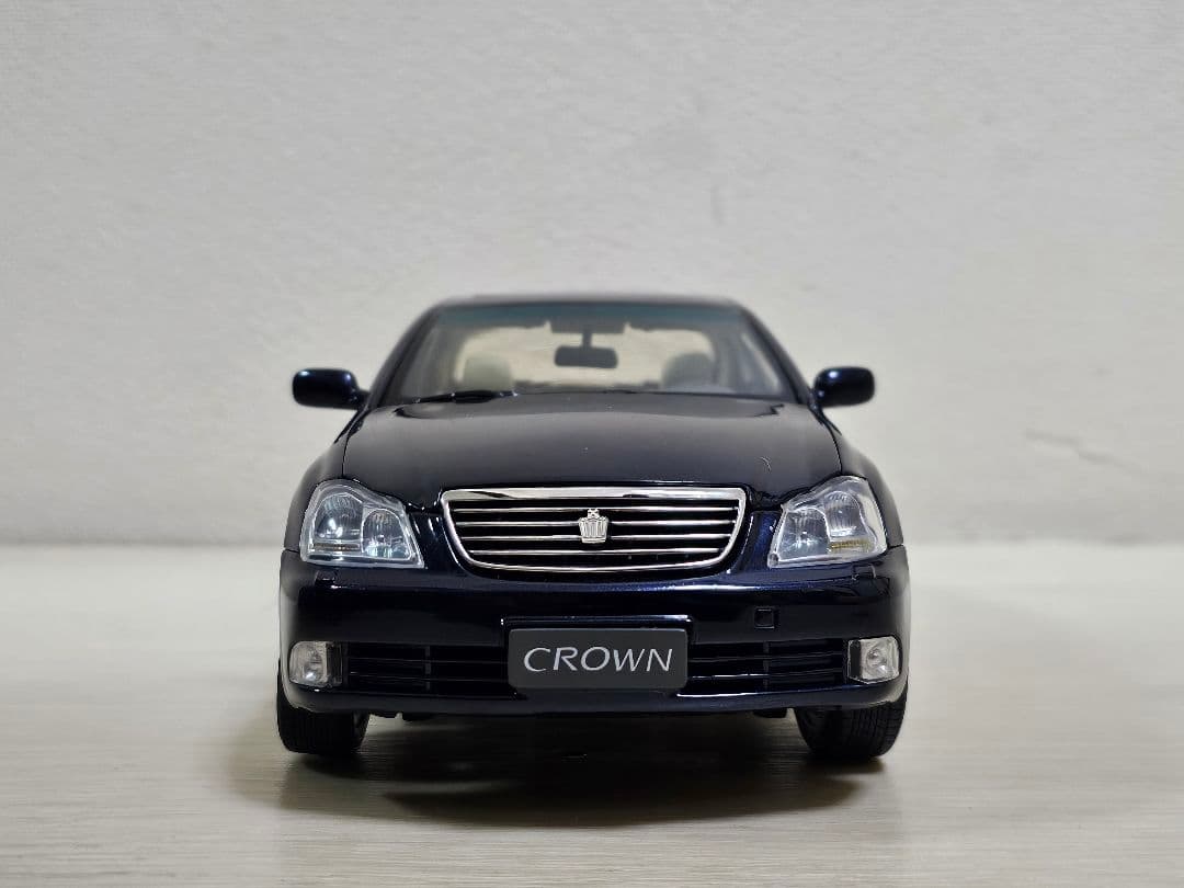 トヨタ 18クラウン ミニカー ダークブルー