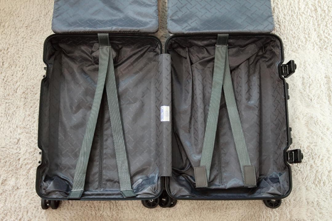 RIMOWA ステルス ルフトハンザ アルミ ブラック 32L 4輪