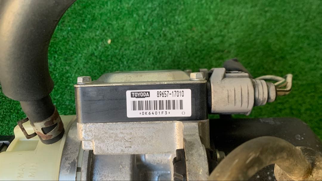 送料無料 MR-S　MRS　ZZW30　後期　純正　パワーステアリング　ポンプ