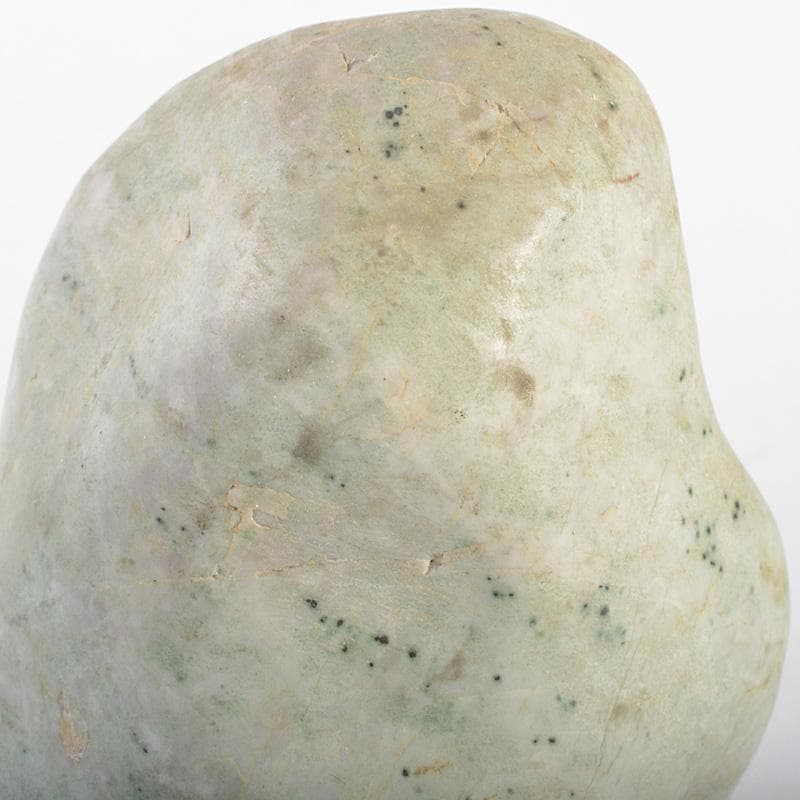 天然石　鑑賞石　翡翠石　緑石　原石　置物　重さ約745g　C　R7024