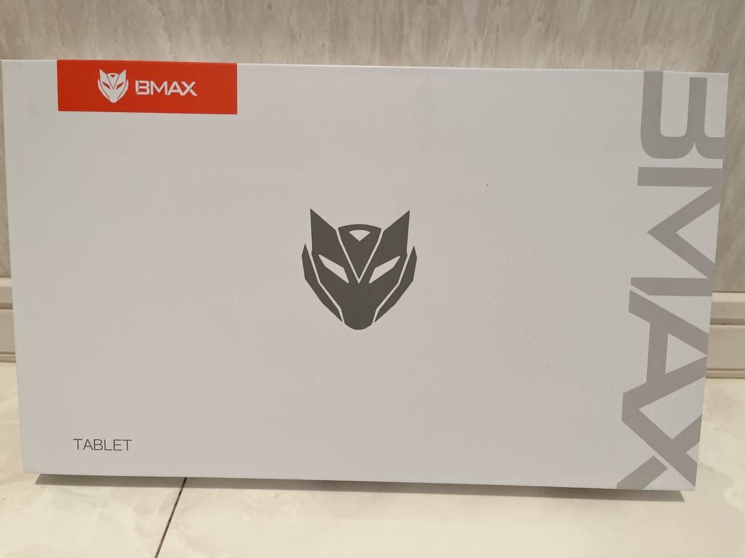 ビーマックスタブレット19Plus純正カバー付き＋保護フィルム