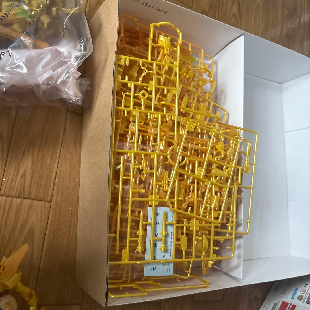 轟雷最終決戦　リライズガンダム　ゴールドセット