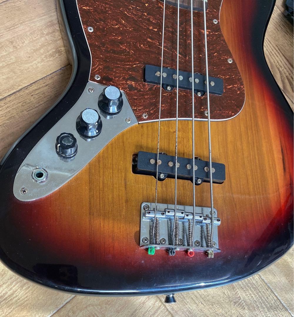 エレキベース サンバースト ギグバッグ付き