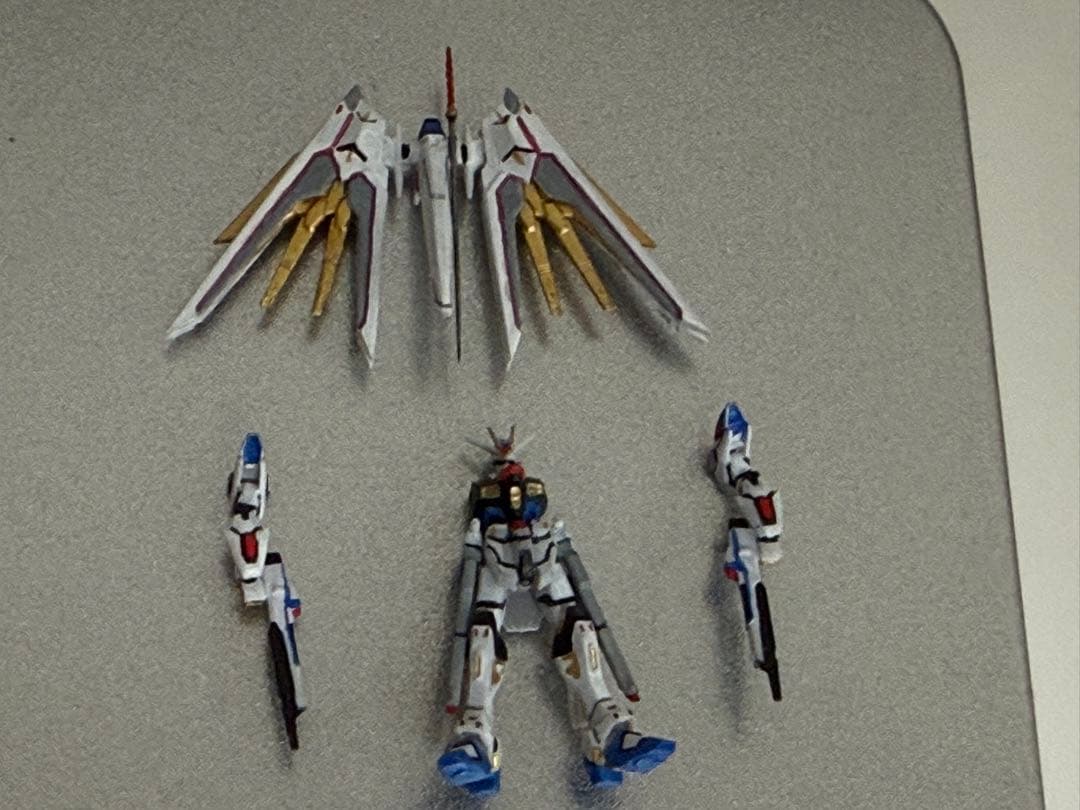 ミニチュア　ガンダム　マイティーストライクフリーダムガンダム