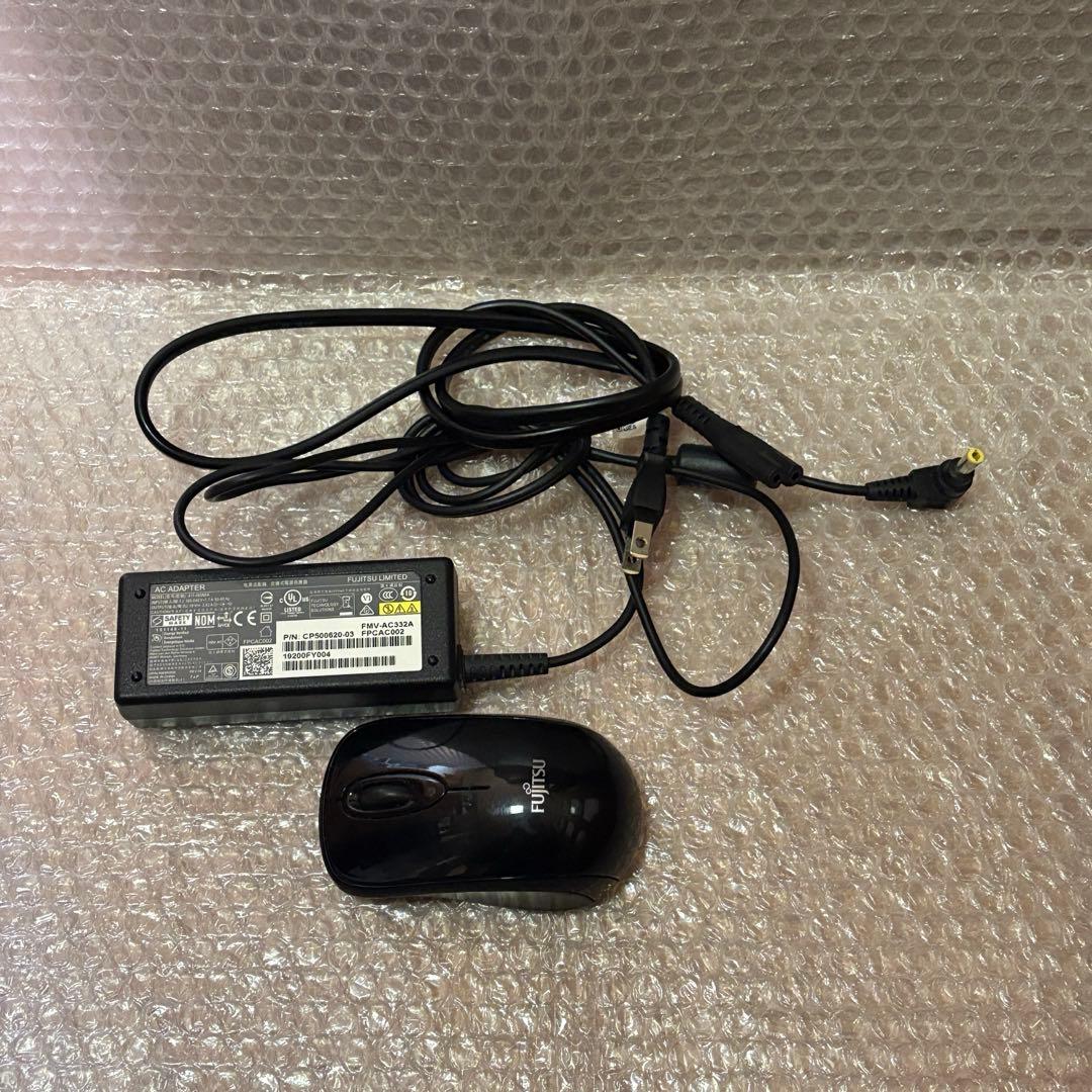 富士通 AH53/D1 i7-8565U 256GB SSD 訳有オフィス付