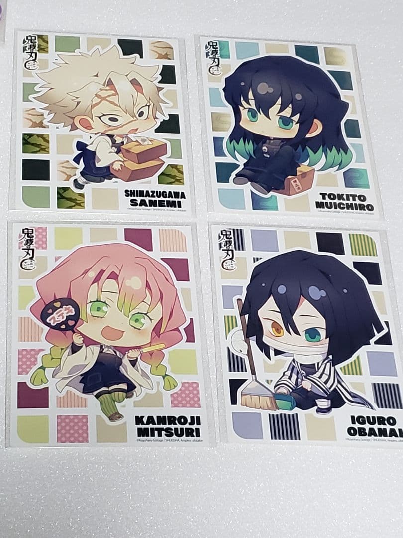 【希少】鬼滅の刃 海外限定 アクリルスタンド 缶バッジ 38点セット 中国 韓国
