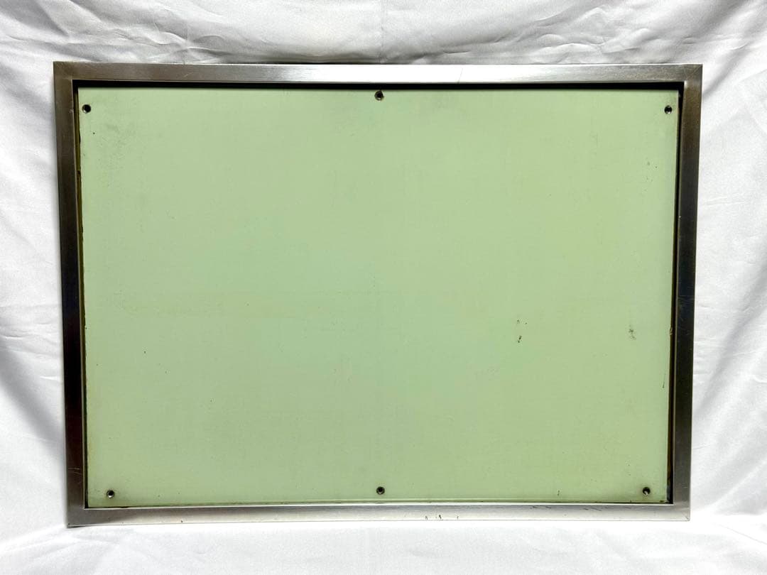 京阪電車1900系(戸袋部のポスター枠)