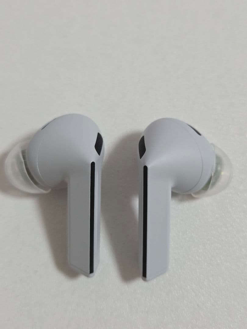 Samsung Galaxy Buds3 FE グレー