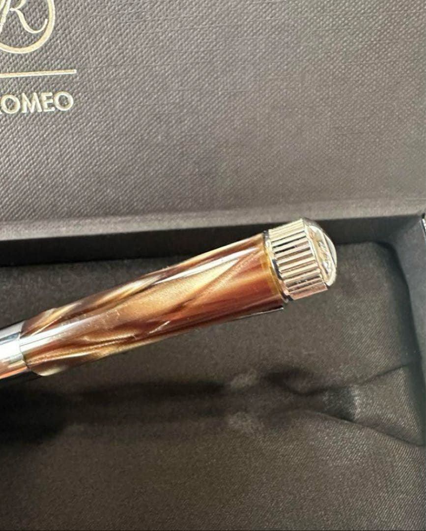 Romeo no.3 イタリアングレー　細軸モデル