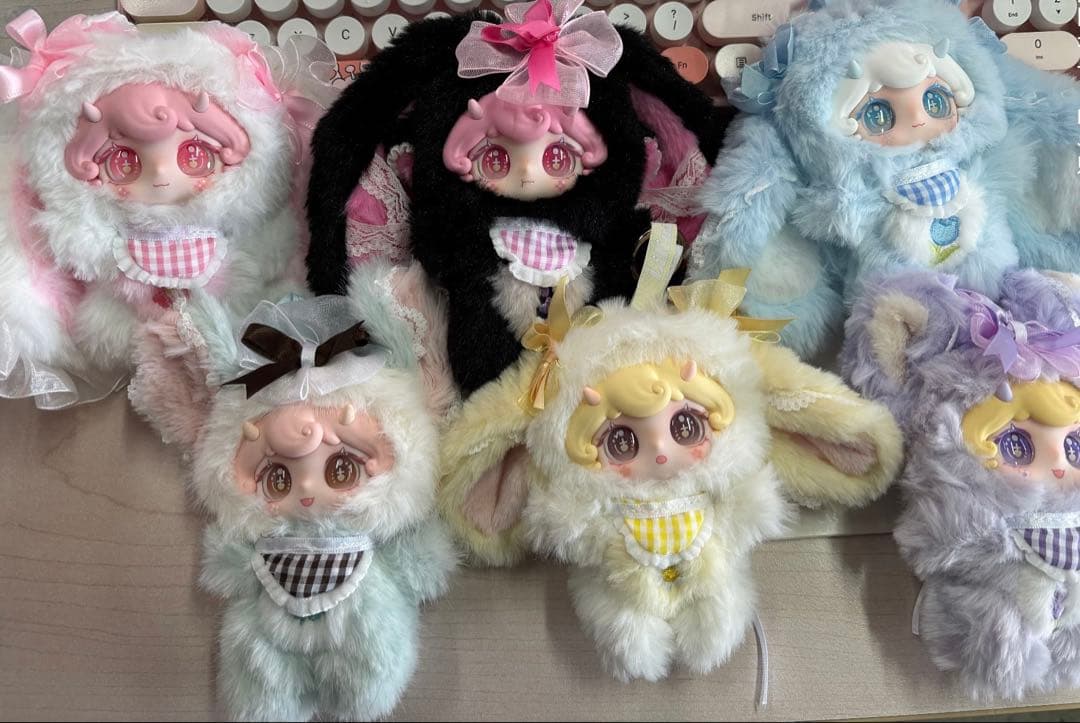 Momopop x Lilina ウサギコスチュームのぬいぐるみ6点セット