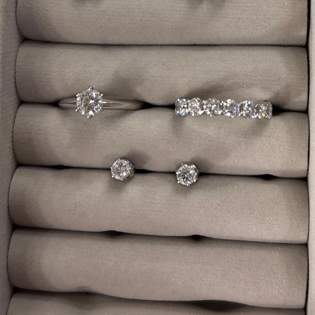 PT900 天然ダイヤモンド 0.4カラット ピアス PT900キャッチ 付き