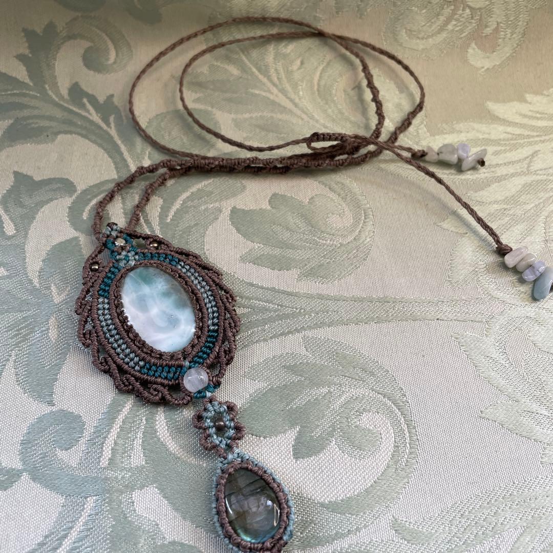 m*e様 ハンドメイド マクラメ ネックレス 天然石　ラリマー　ラブラドライト