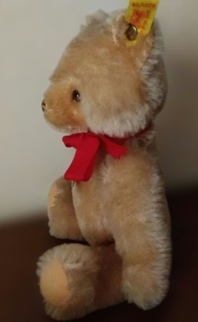 シュタイフ　オリジナル・テディベア（身長25センチ）