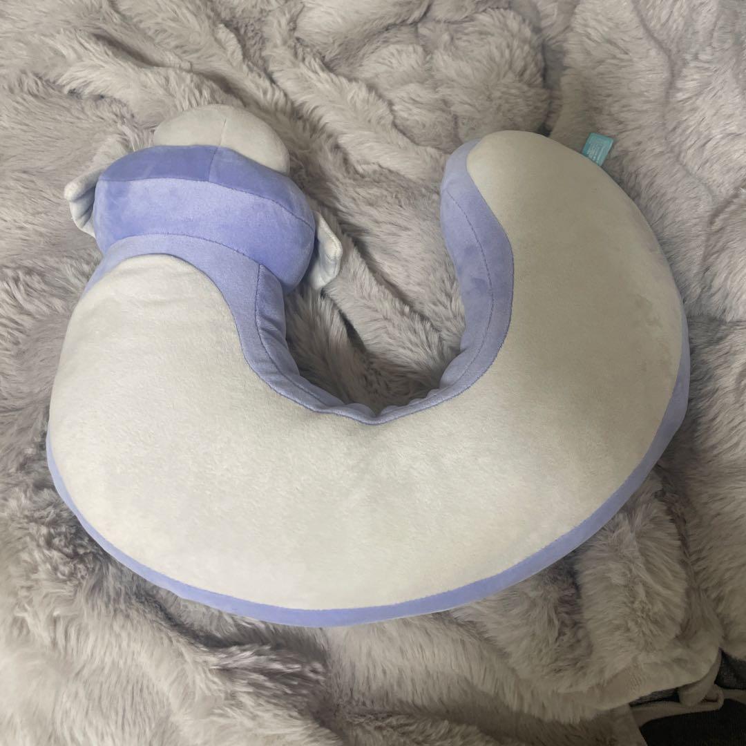 ミニリュウ　ネックピロー　クッションぬいぐるみ