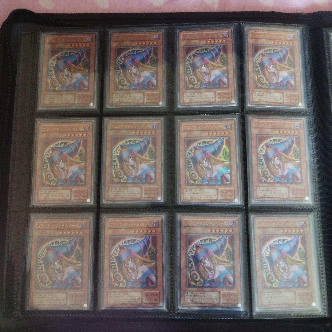 遊戯王カード　【良品】ブラックマジシャンガール38枚まとめ売り！