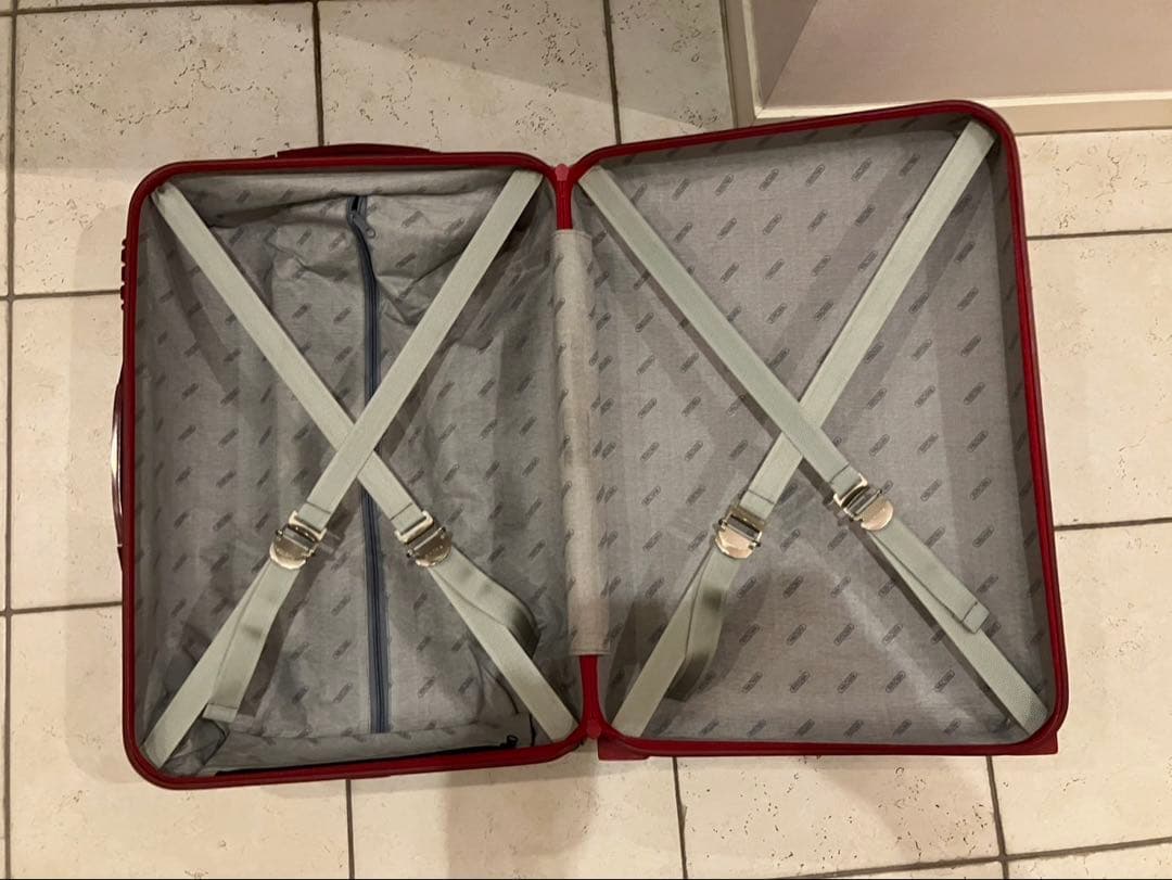 【訳あり】リモワ　サルサ　2輪　機内持込サイズ　レッド