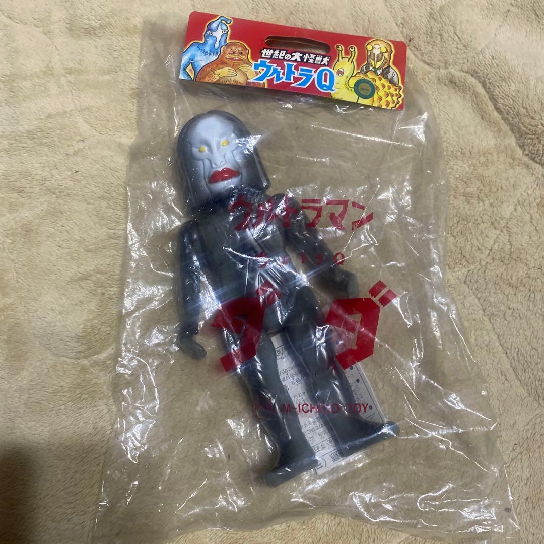 ウルトラQ ダダフィギュア 黒色