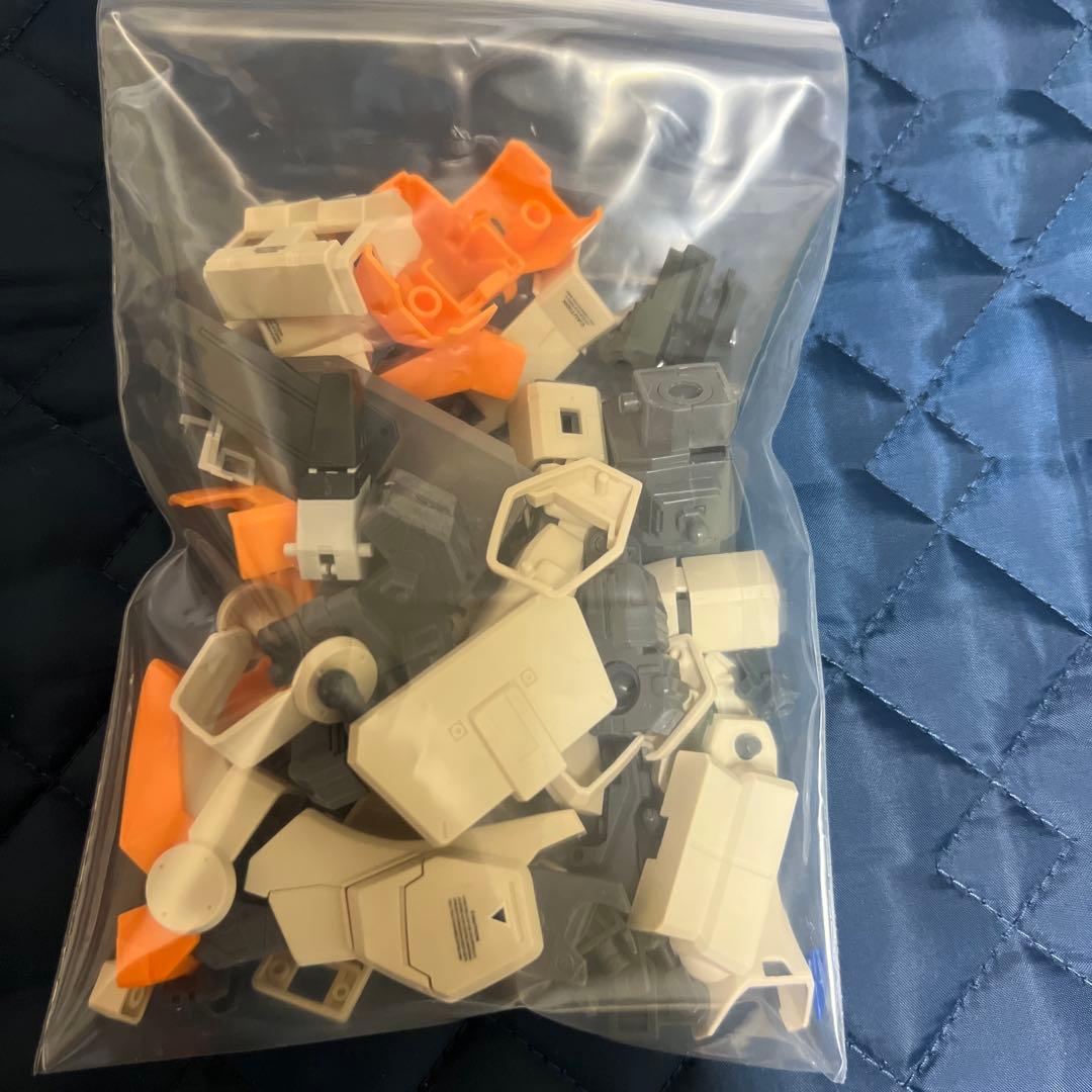 ガンプラ MG ガンダムバルバトスジャンク品2体分 MG陸戦型ジム等ジャンク品