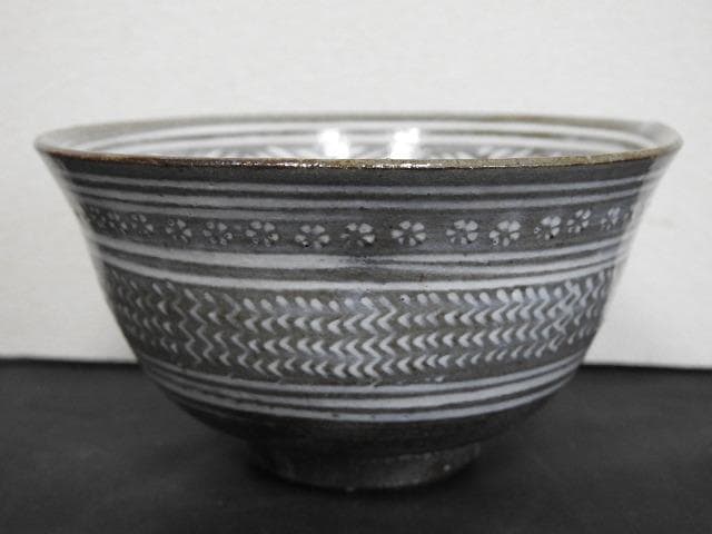 蔵六造　三嶋茶碗　共箱　MA603