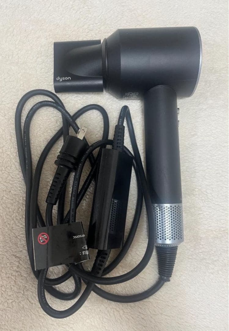 Dyson Supersonic ヘアドライヤー ブラック