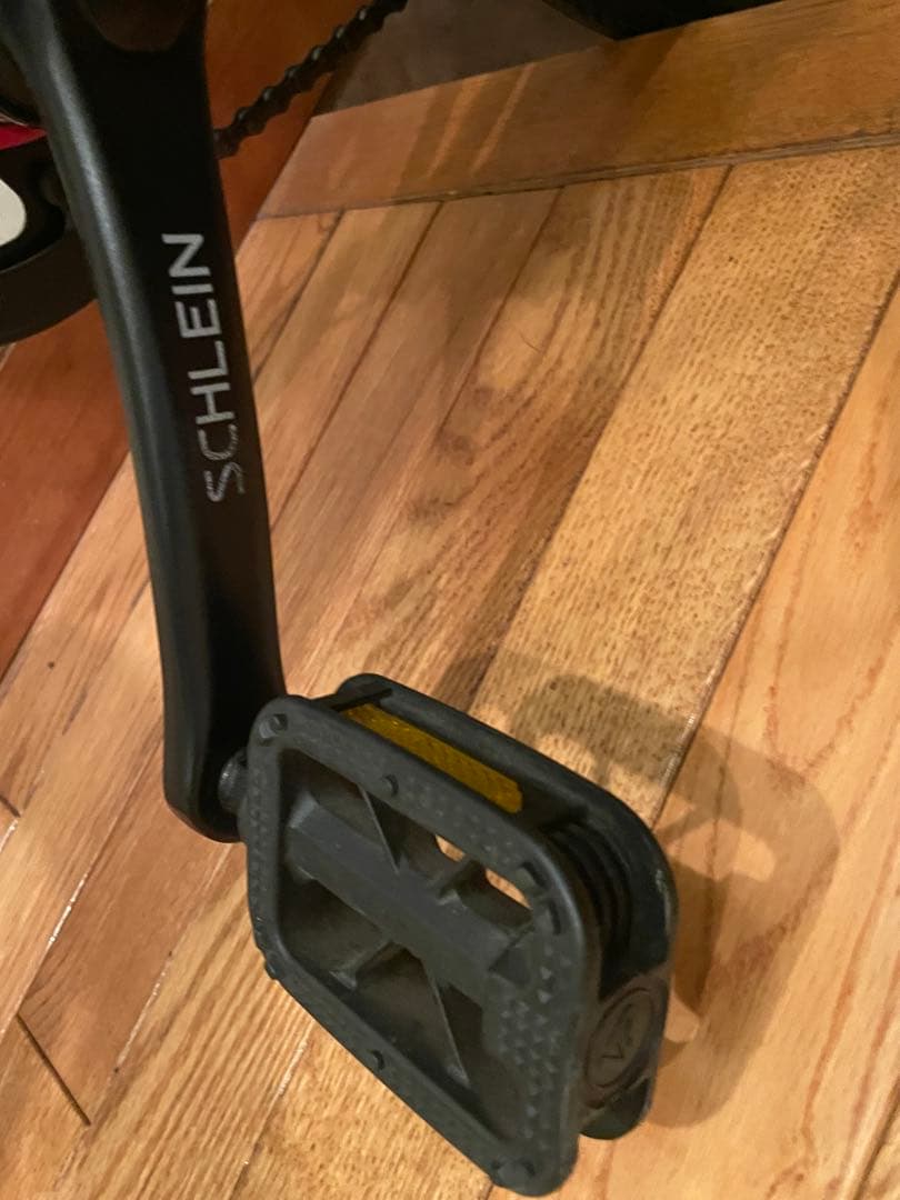 ブリヂストン　シュライン　黒