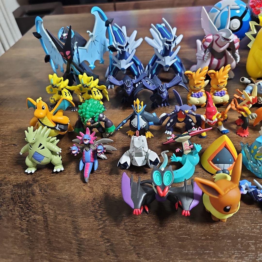 ポケモン モンコレ　フィギュア 87体まとめ売り