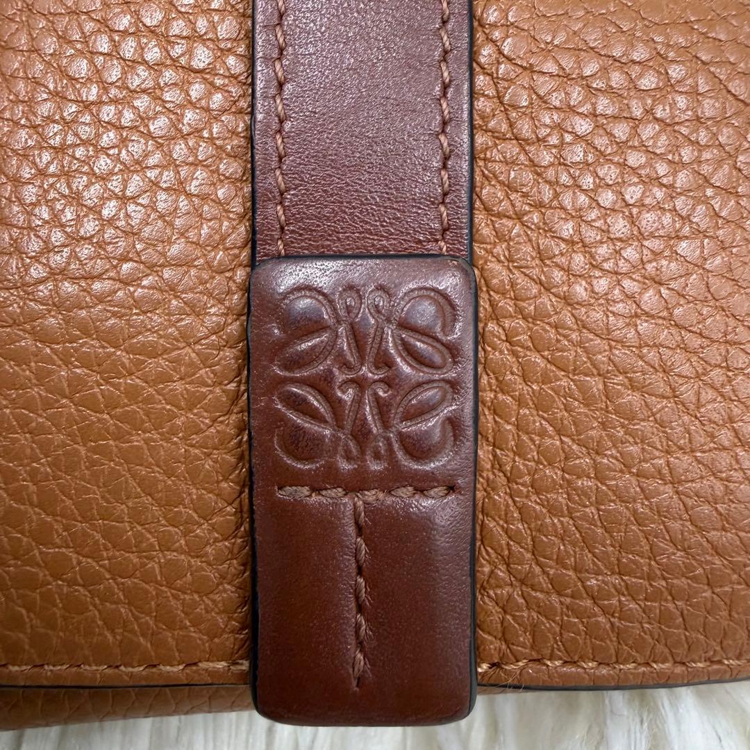 ✨美品✨ロエベ　三つ折り財布　トライフォールドウォレット　ブラウン　アナグラム