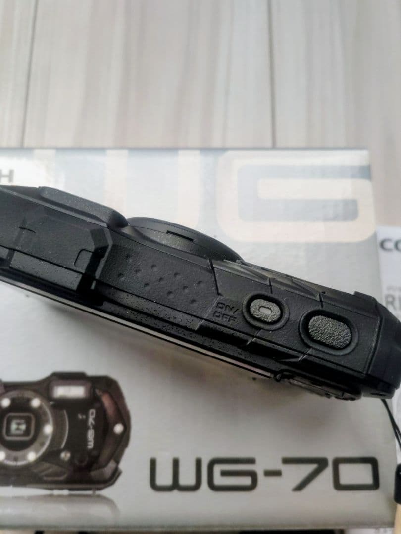 美品 RICOH WG-70 デジタルカメラ