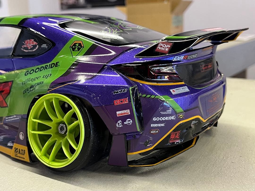 モ*ー様 ReveD「エヴァンゲリオンレーシング GR86」リアショート加工済み